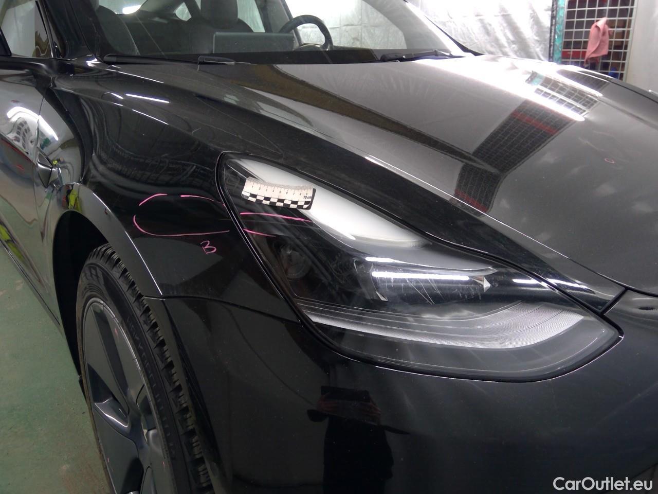  Tesla  Model 3  75kWh Long-Range #32