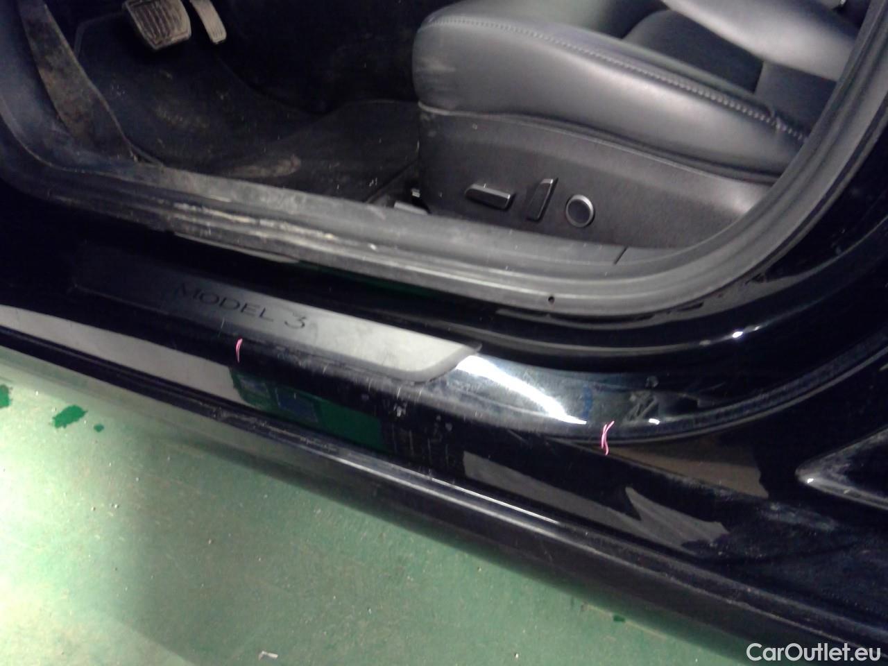  Tesla  Model 3  75kWh Long-Range #12