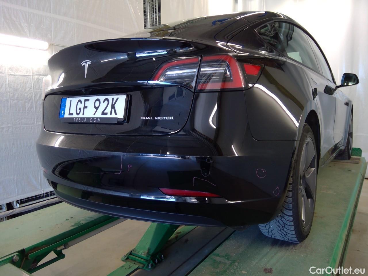  Tesla  Model 3  75kWh Long-Range #24