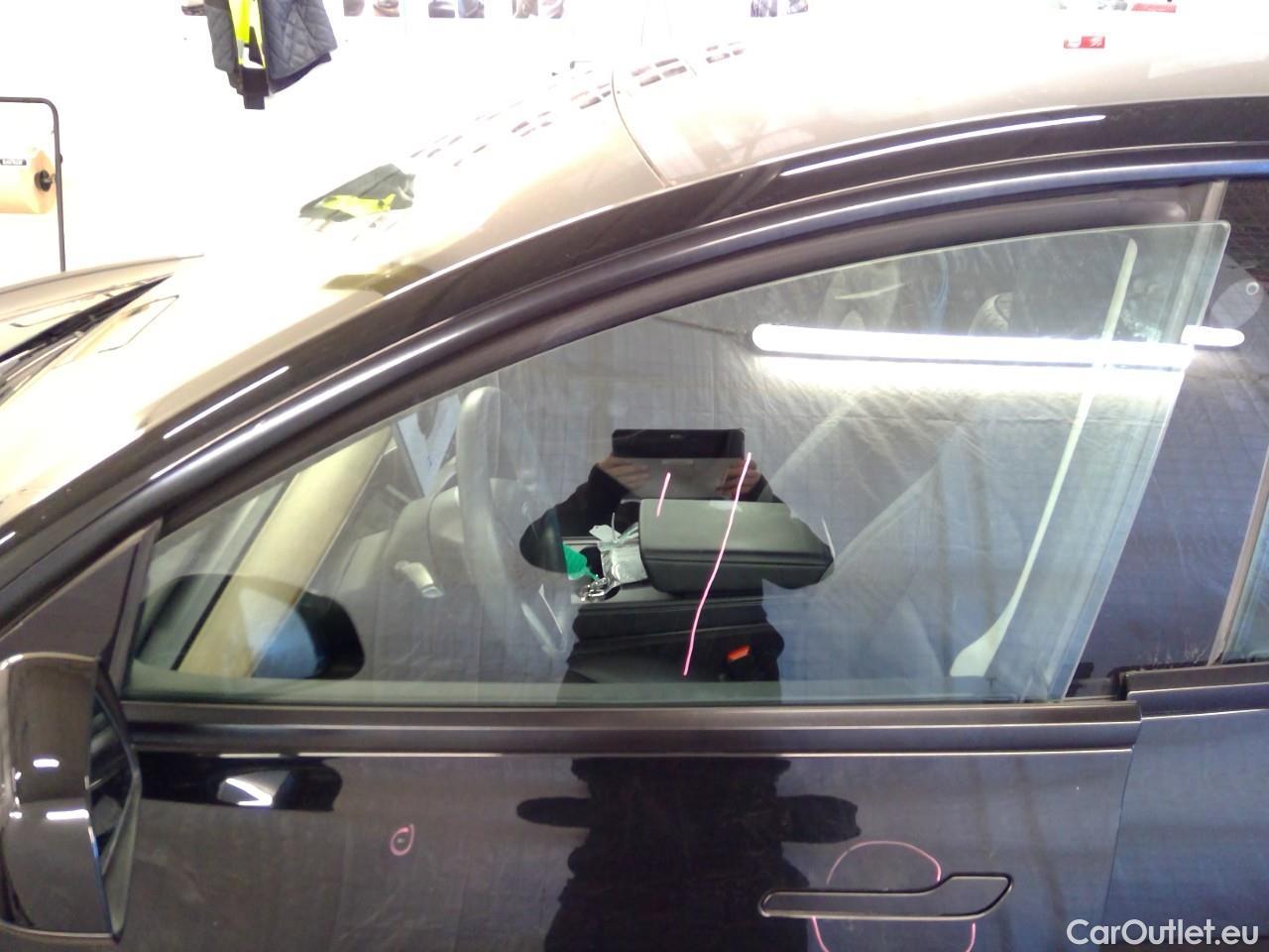  Tesla  Model 3  75kWh Long-Range #37