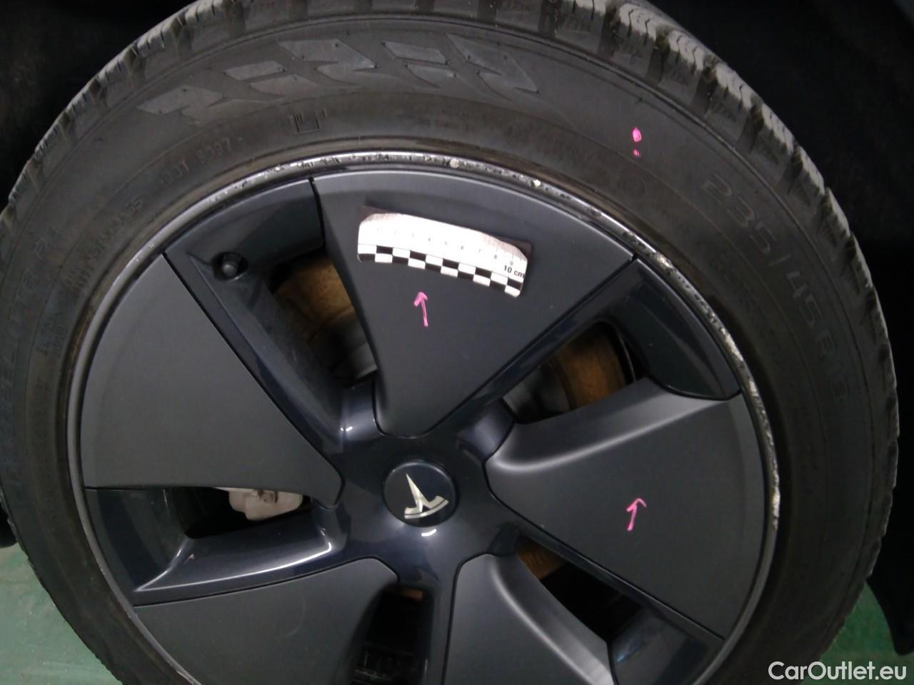  Tesla  Model 3  75kWh Long-Range #20