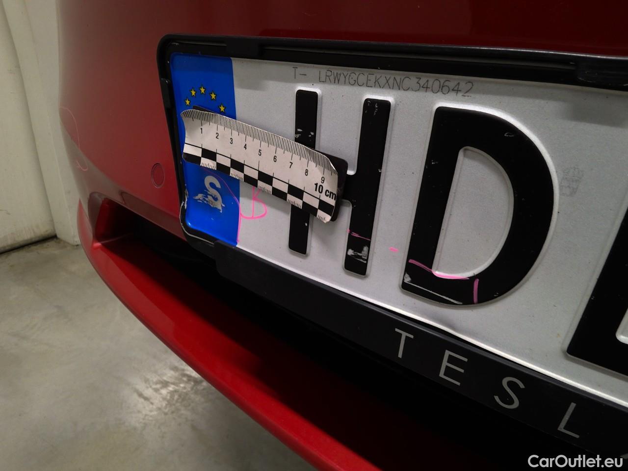  Tesla  Model Y  75kWh Long-Range AWD #13