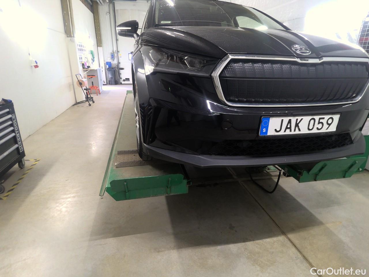  Skoda  ENYAQ  iV80 5d #3