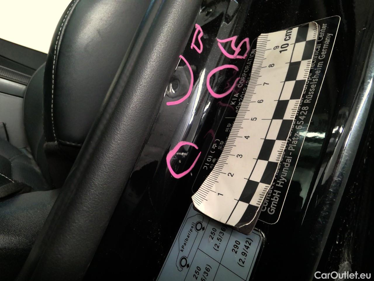  KIA  Ev6  77.4kWh 325 AWD Plus #25