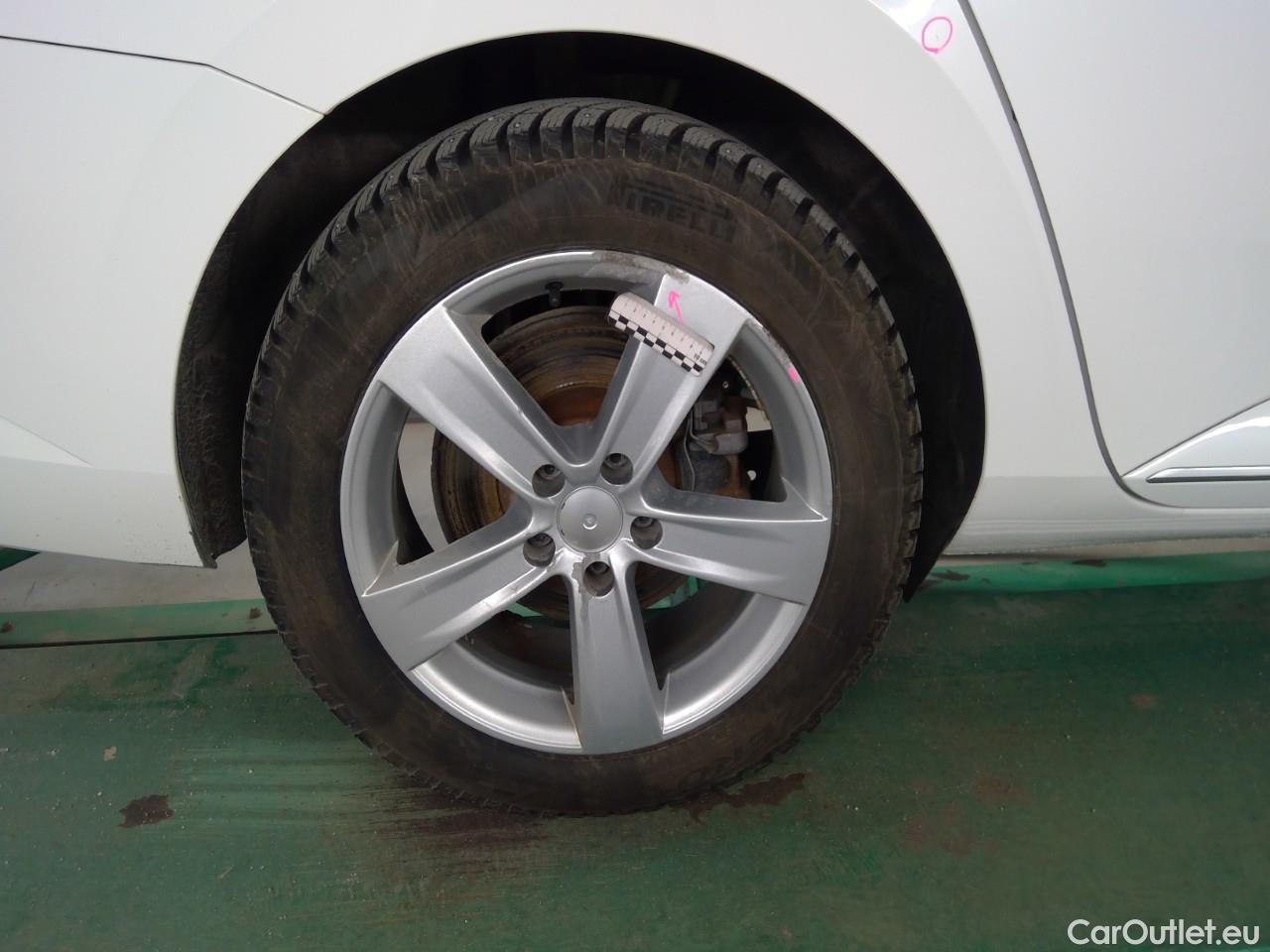  Skoda  Superb Sup.Co.TSI PHEV 218 L&K Aut #33