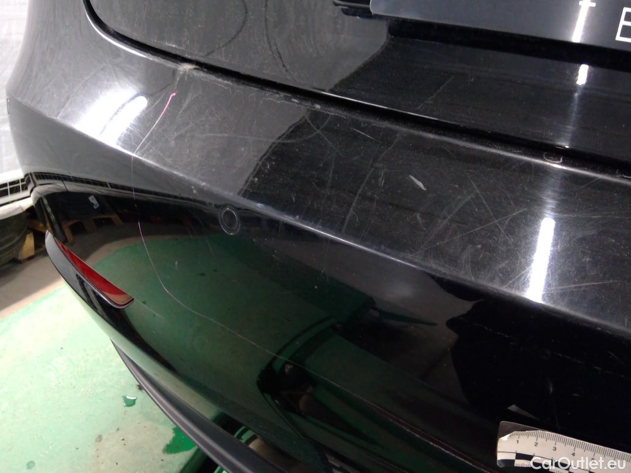  Tesla  Model 3  75kWh Long-Range #16