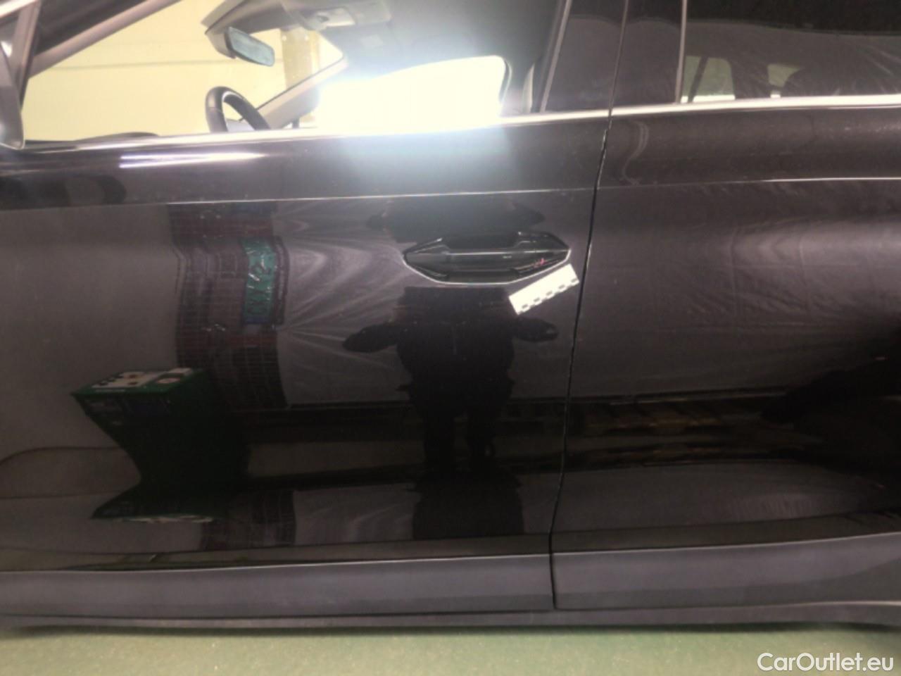  Skoda  ENYAQ  iV80 5d #12