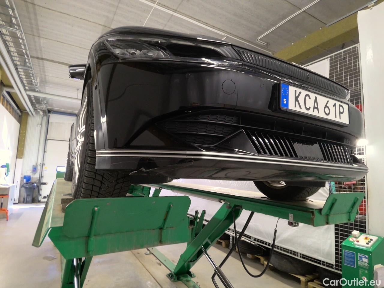  KIA  Ev6  77.4kWh 325 AWD Plus #2