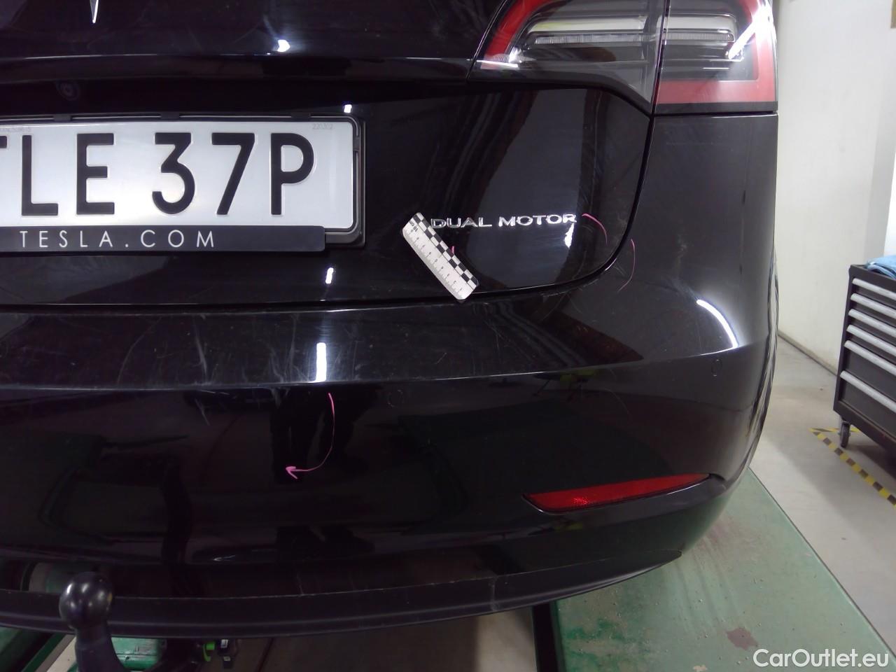  Tesla  Model 3  75kWh Long-Range #18