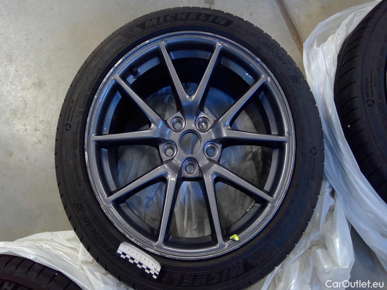  Tesla  Model 3  75kWh Long-Range #5