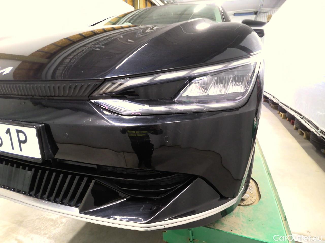  KIA  Ev6  77.4kWh 325 AWD Plus #3