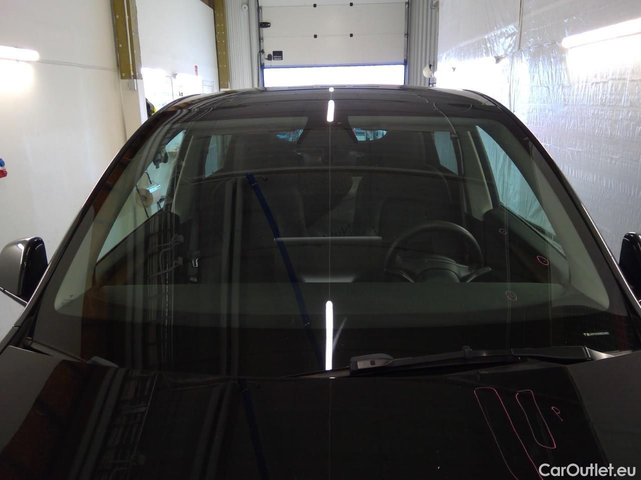  Tesla  Model Y  Long-Range AWD #43