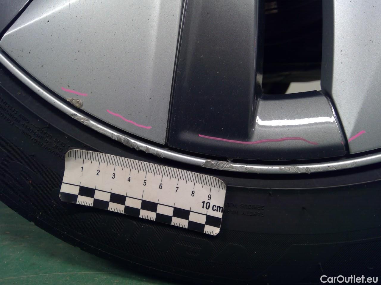  Tesla  Model Y  Long-Range AWD #24