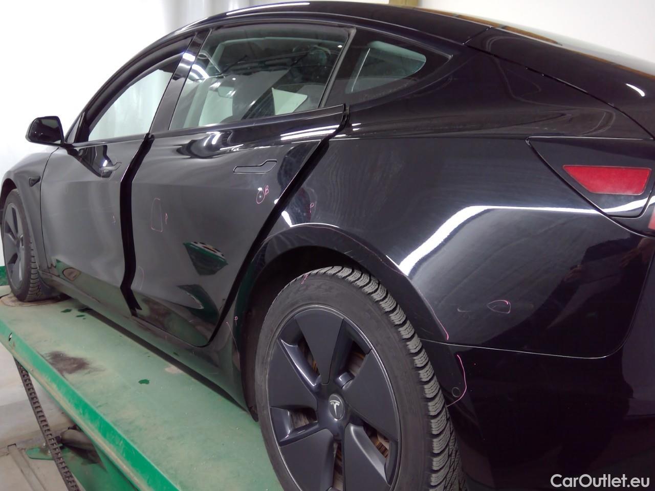  Tesla  Model 3  75kWh Long-Range #18