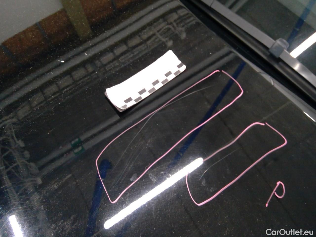  Tesla  Model Y  Long-Range AWD #40