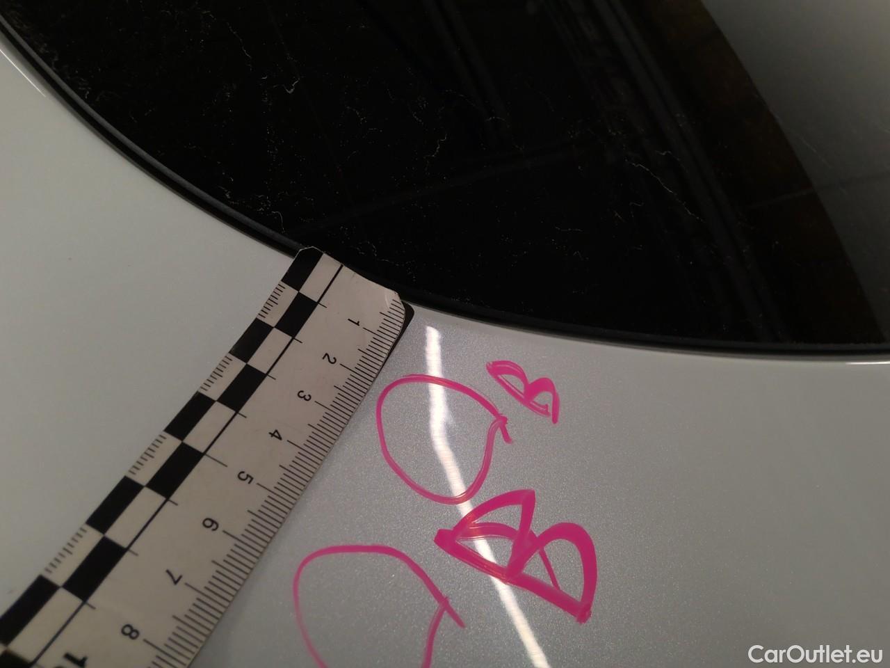  Tesla  Model Y  Long-Range AWD #18