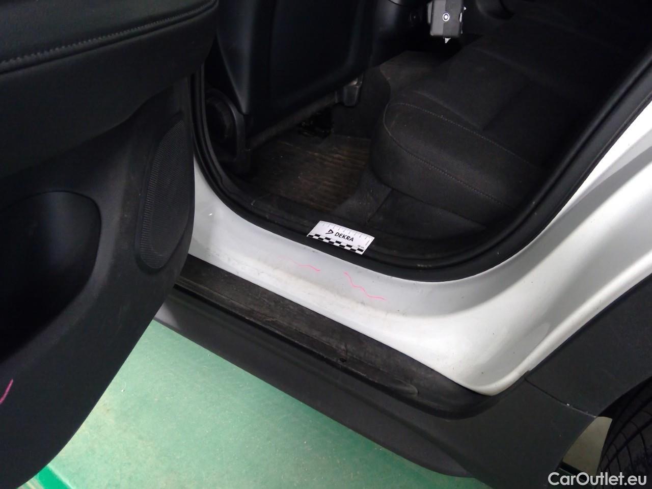  Volvo  V60  CC B4D Ad.Na.P.Ed. AWD Aut #13