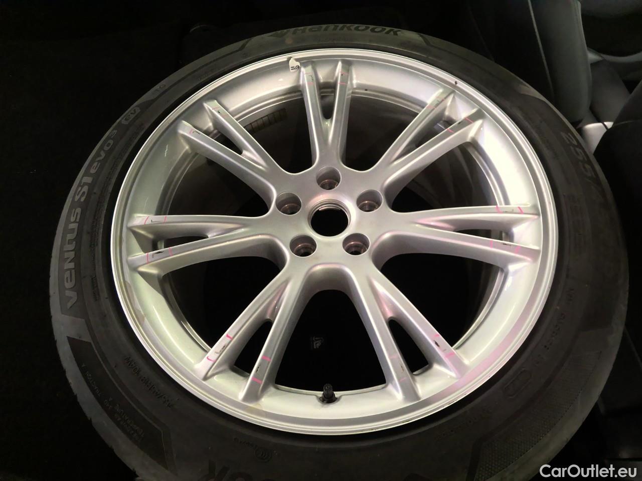  Tesla  Model Y  75kWh Long-Range AWD #2