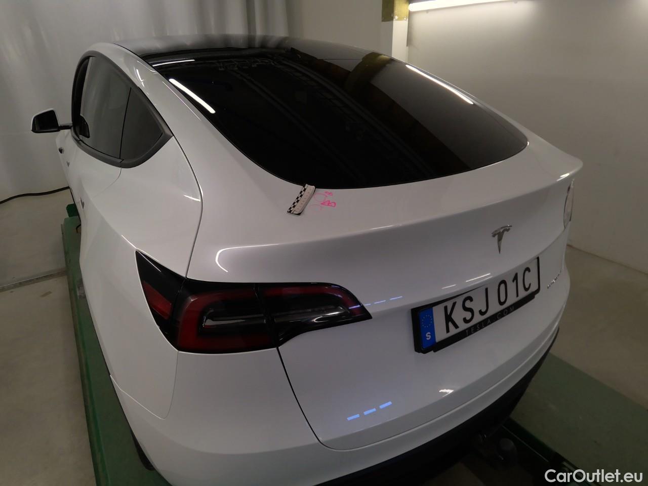  Tesla  Model Y  Long-Range AWD #17