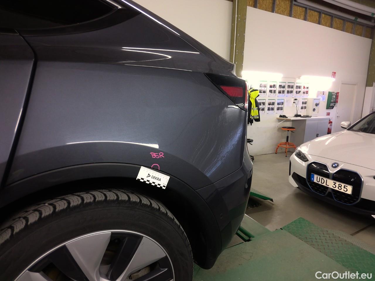  Tesla  Model Y  75kWh Long-Range AWD #14