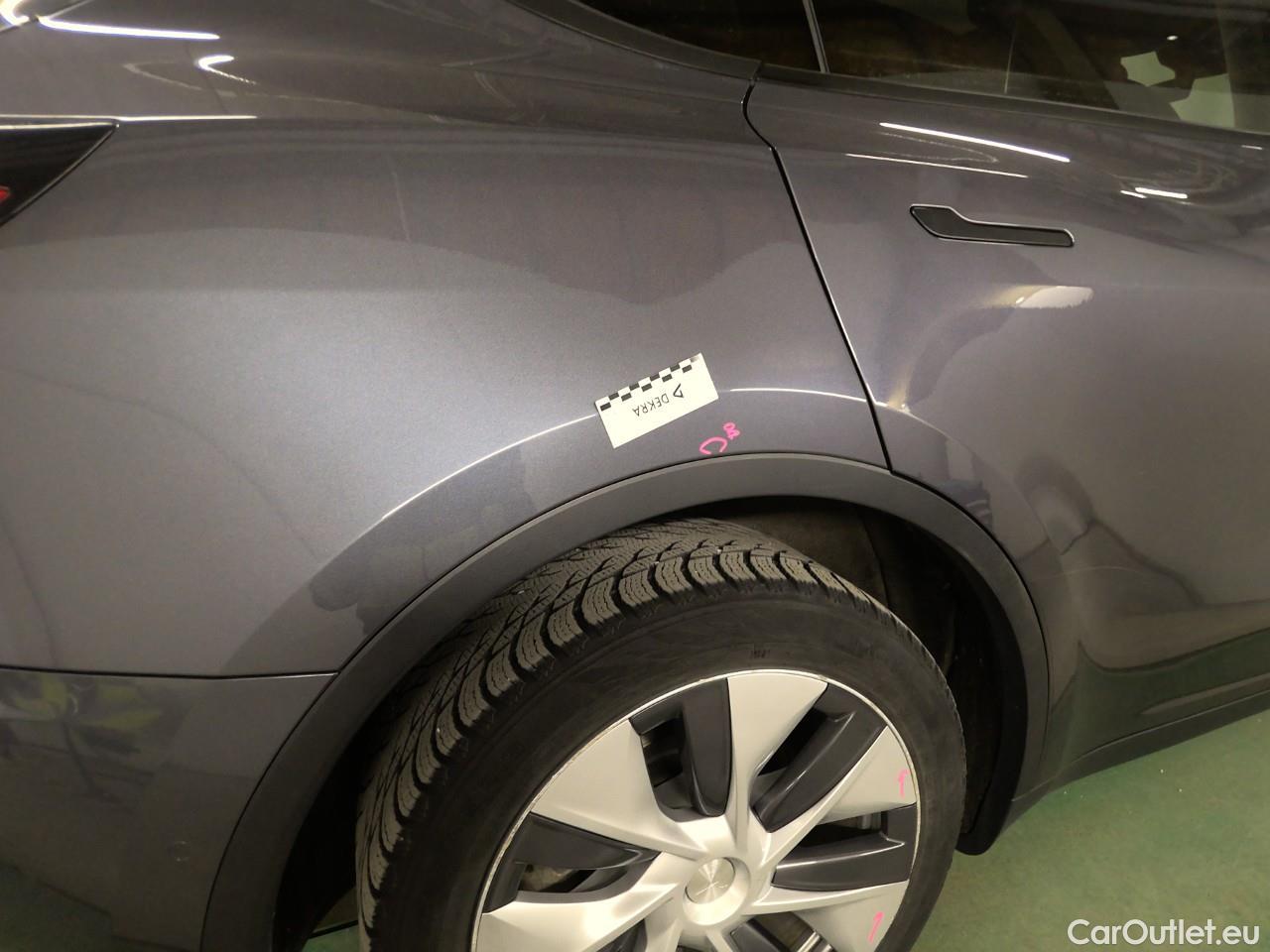  Tesla  Model Y  75kWh Long-Range AWD #12