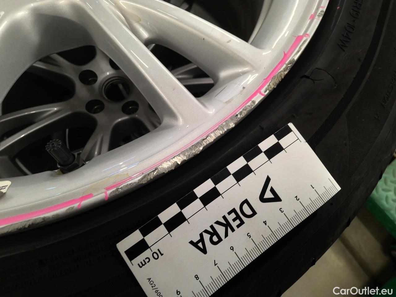  Tesla  Model Y  75kWh Long-Range AWD #5