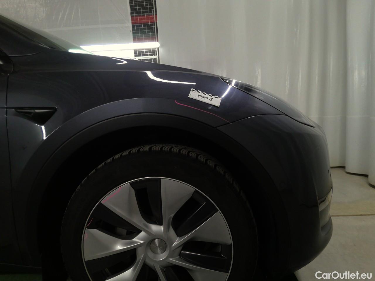  Tesla  Model Y  75kWh Long-Range AWD #26