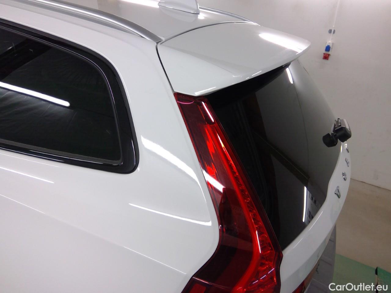  Volvo  V60  CC B4D Ad.Na.P.Ed. AWD Aut #38