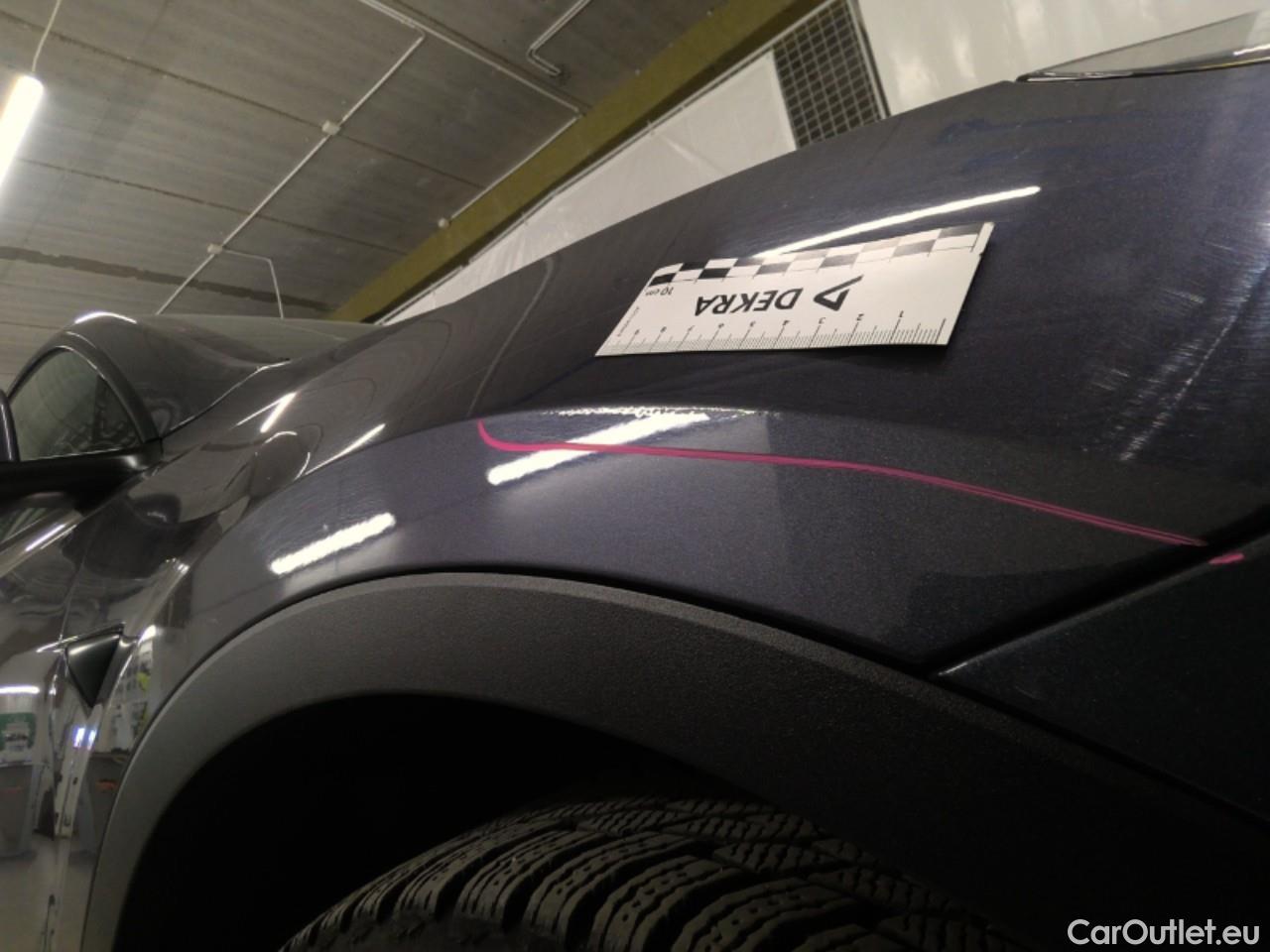  Tesla  Model Y  75kWh Long-Range AWD #25