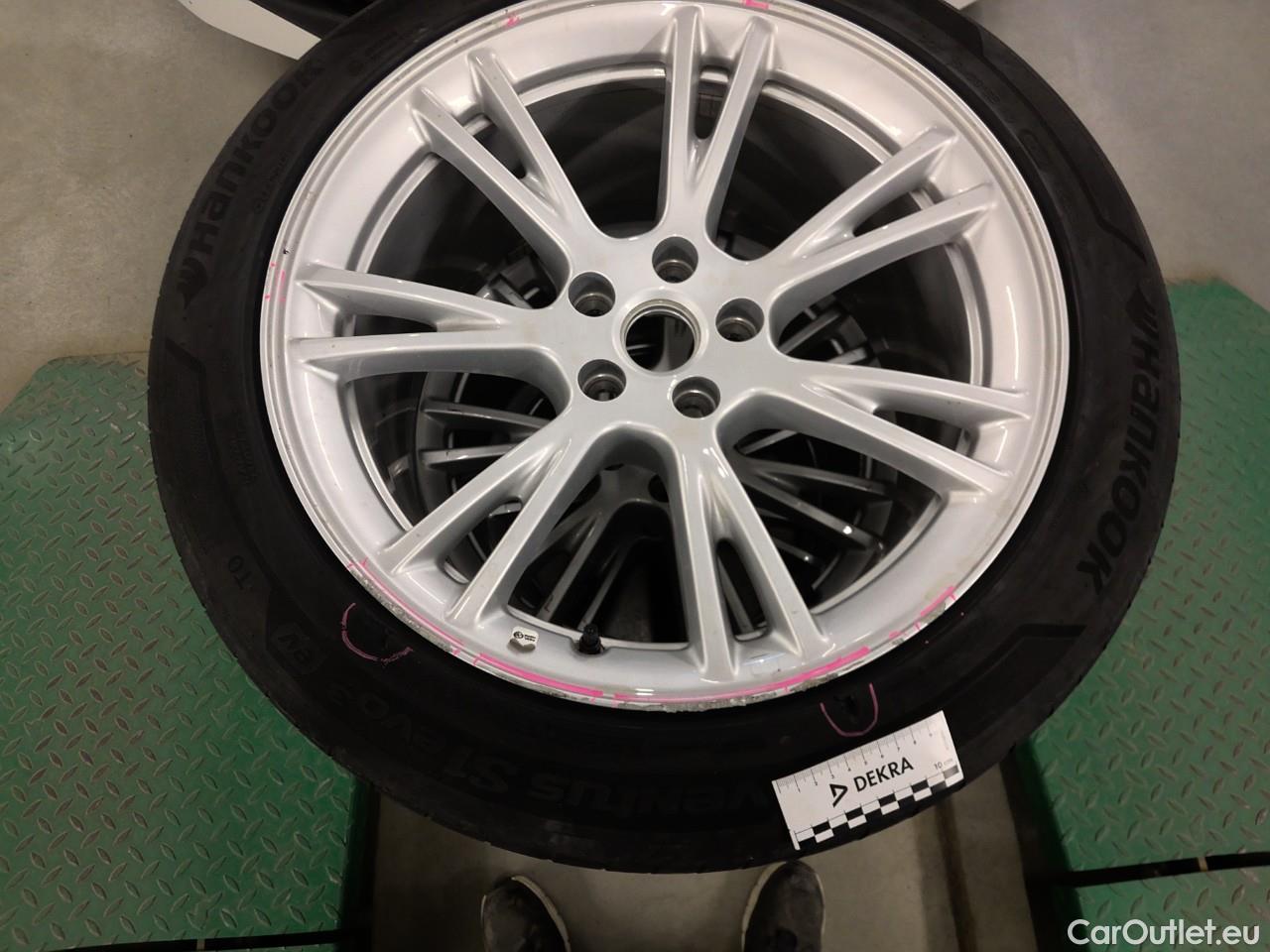  Tesla  Model Y  75kWh Long-Range AWD #6