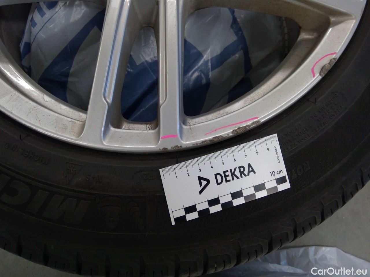  Volvo  V60  CC B4D Ad.Na.P.Ed. AWD Aut #3