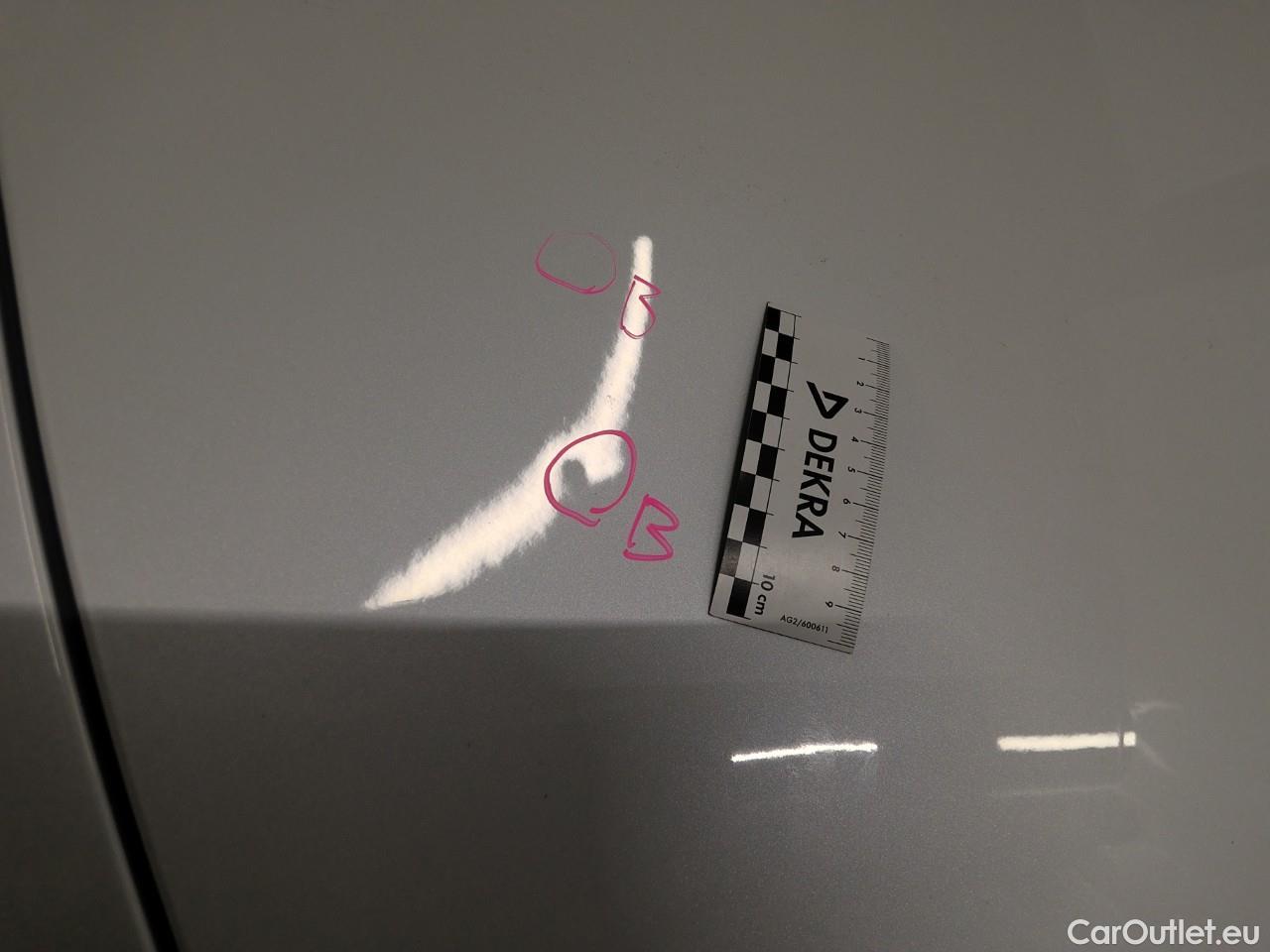  Tesla  Model Y  75kWh Long-Range AWD #52