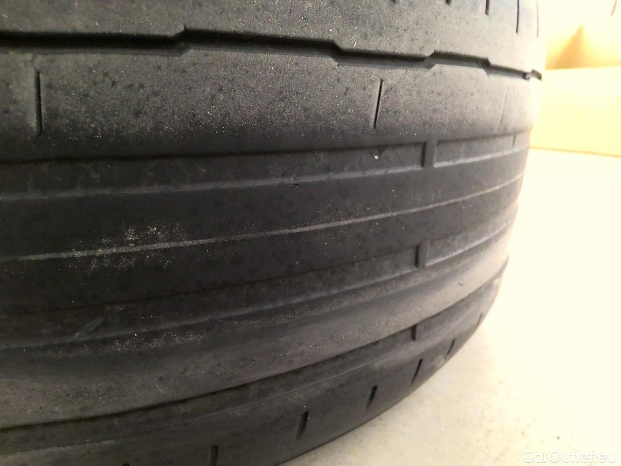  Tesla  Model Y  Long-Range AWD #4