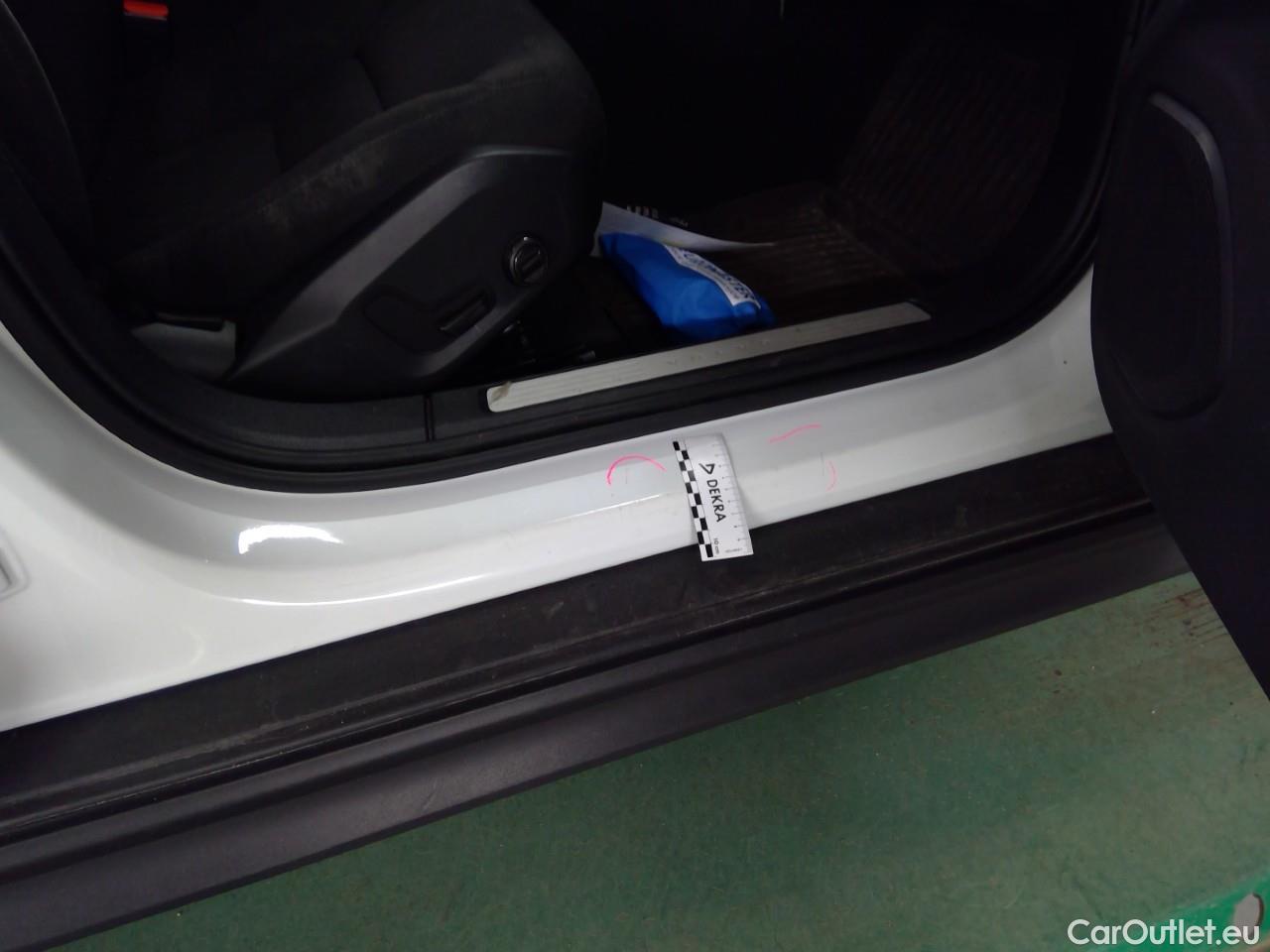  Volvo  V60  CC B4D Ad.Na.P.Ed. AWD Aut #29