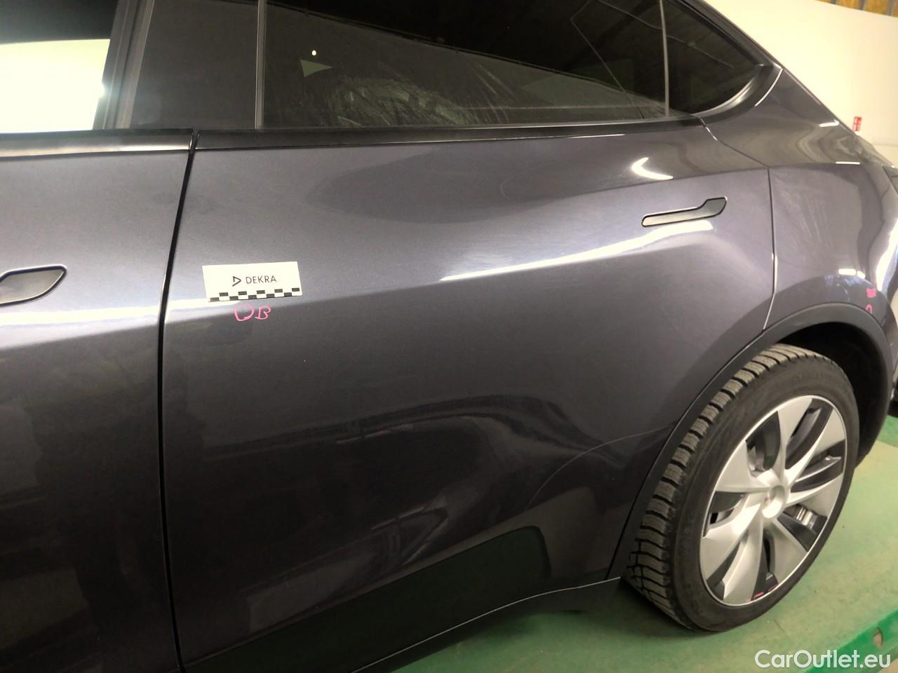  Tesla  Model Y  75kWh Long-Range AWD #18