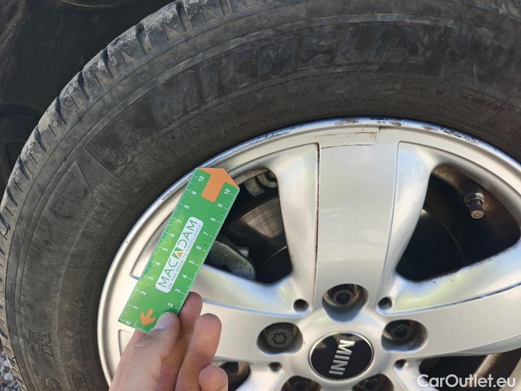  Mini  Cooper MINI MINI / 2014 / 5P / berlina con portón  5 PUERTAS #29