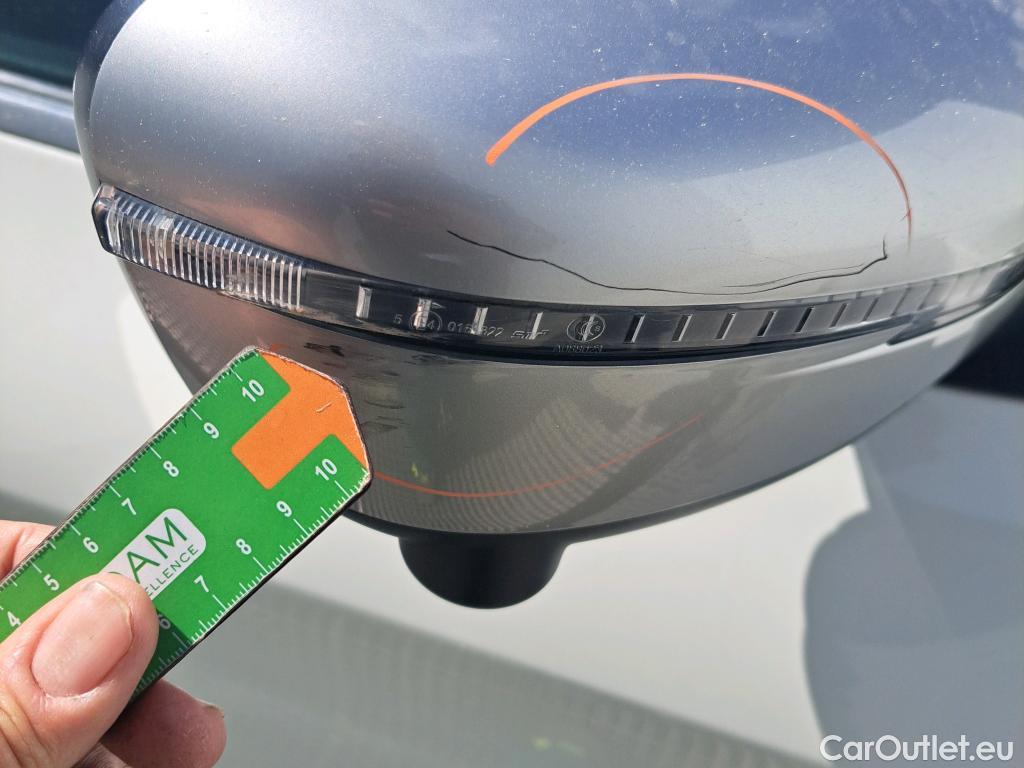  Nissan  Qashqai NISSAN  / 2017 / 5P / todoterreno dCi 96 kW (130 CV) XTRONIC TEKNA+ ProPI. #27