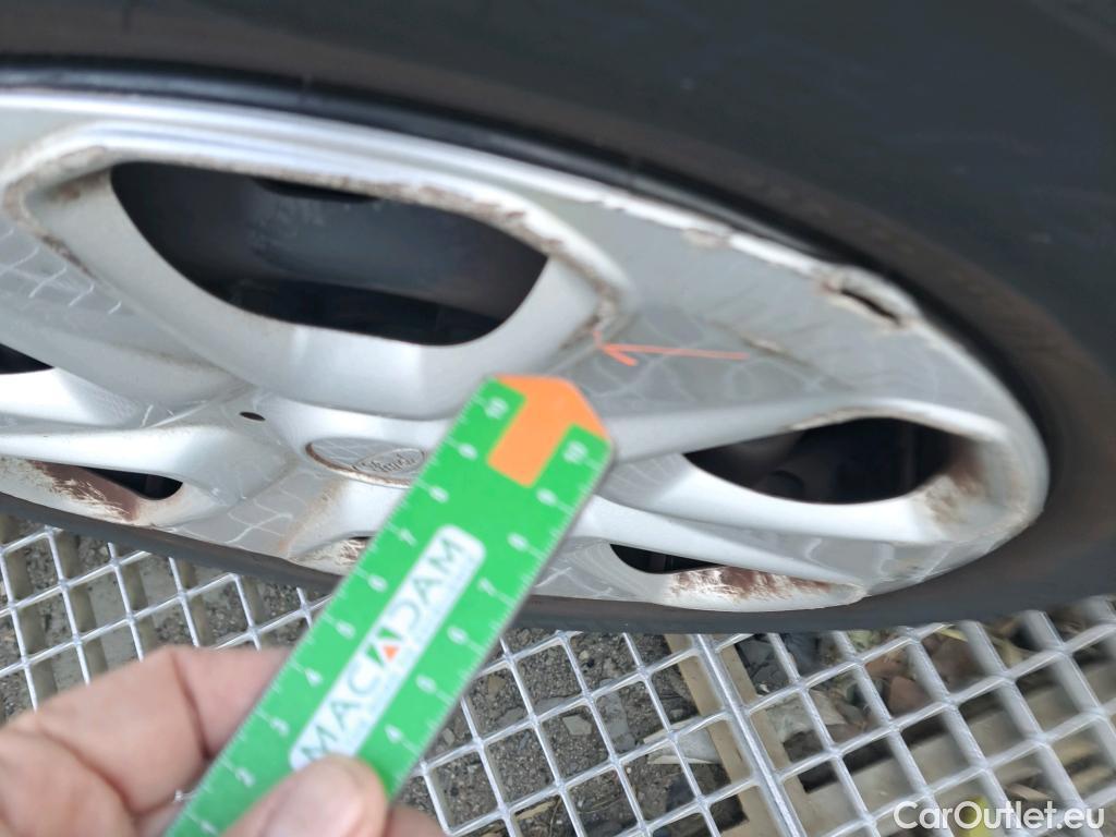  Ford  Transit FORD  Courier/2014/4P/furgón der.turis Van 1.5 TDCi 75kW Trend #30