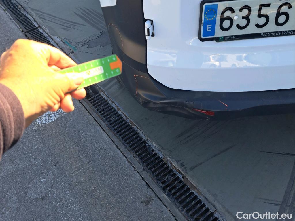  Ford  Transit FORD  Courier/2014/4P/furgón der.turis Van 1.5 TDCi 75kW Trend #6