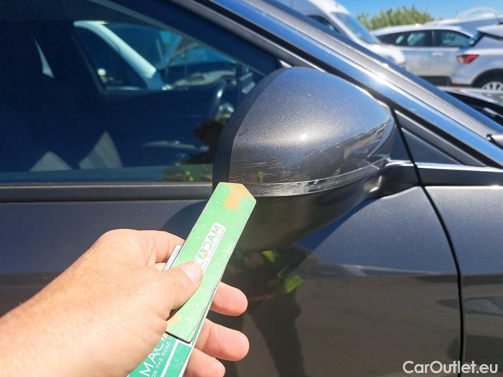  Peugeot  3008 PEUGEOT  / 2020 / 5P / todoterreno 1.5 BlueHDi 96kW (130CV) S&S Active Pack #37