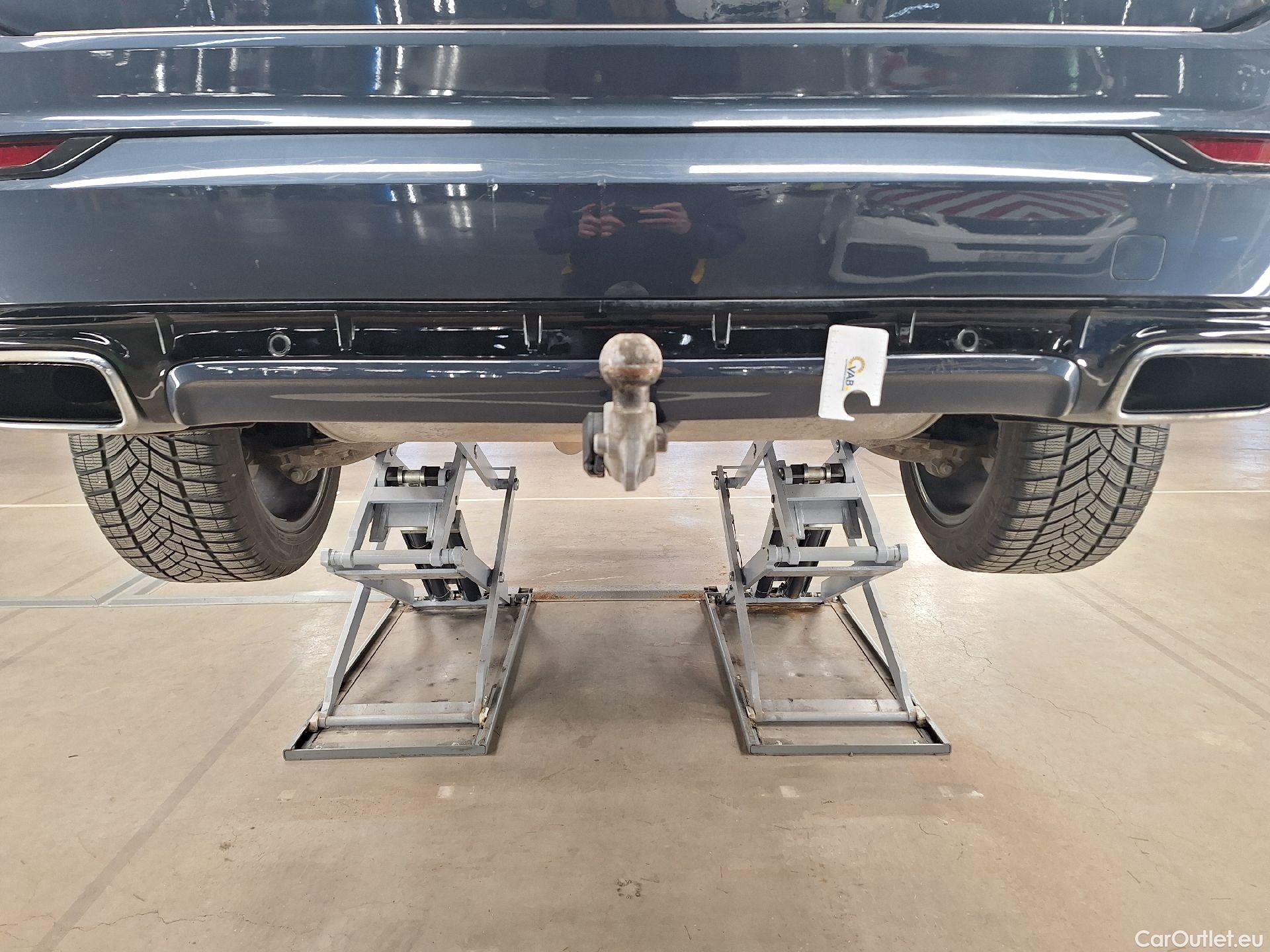  Volvo  XC90 Volvo,  FL'20 PHEV, Volvo  2.0 T8 4WD Geartronic R-Design 7PL. 5d #23