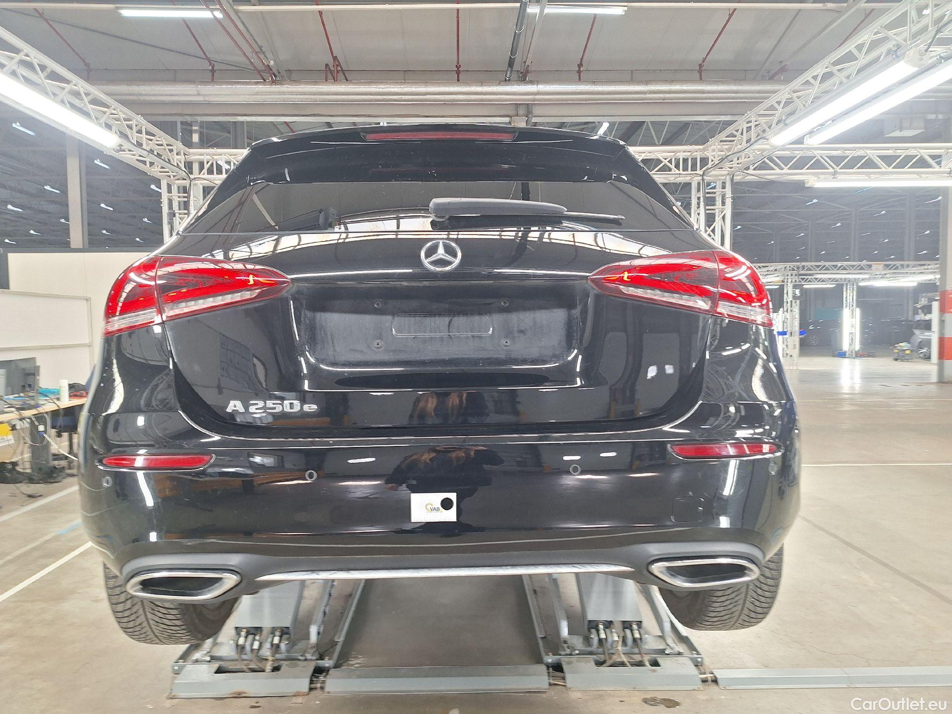  Mercedes  A-Klasse Mercedes, A-Class '18, Mercedes-Benz  A 250 e Business Solution 5 #14