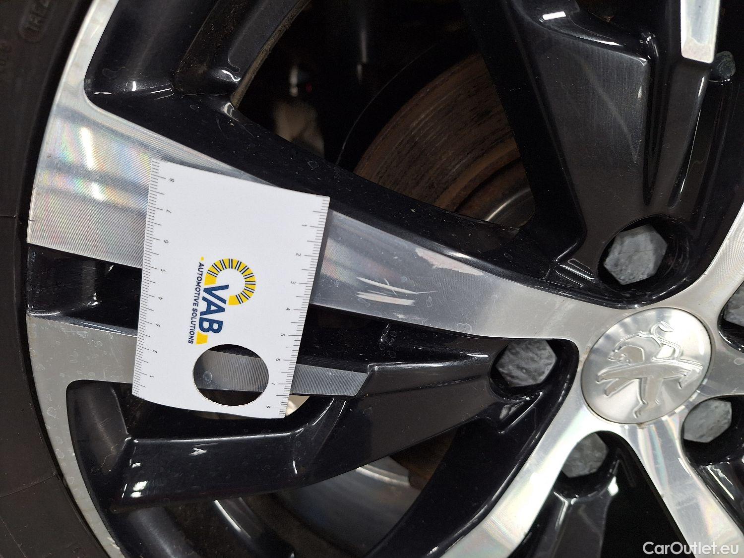  Peugeot  5008 Peugeot,  '16, Peugeot  1.5 BlueHDi 96kW S&S EAT8 GT Line 5d - NO COC #16