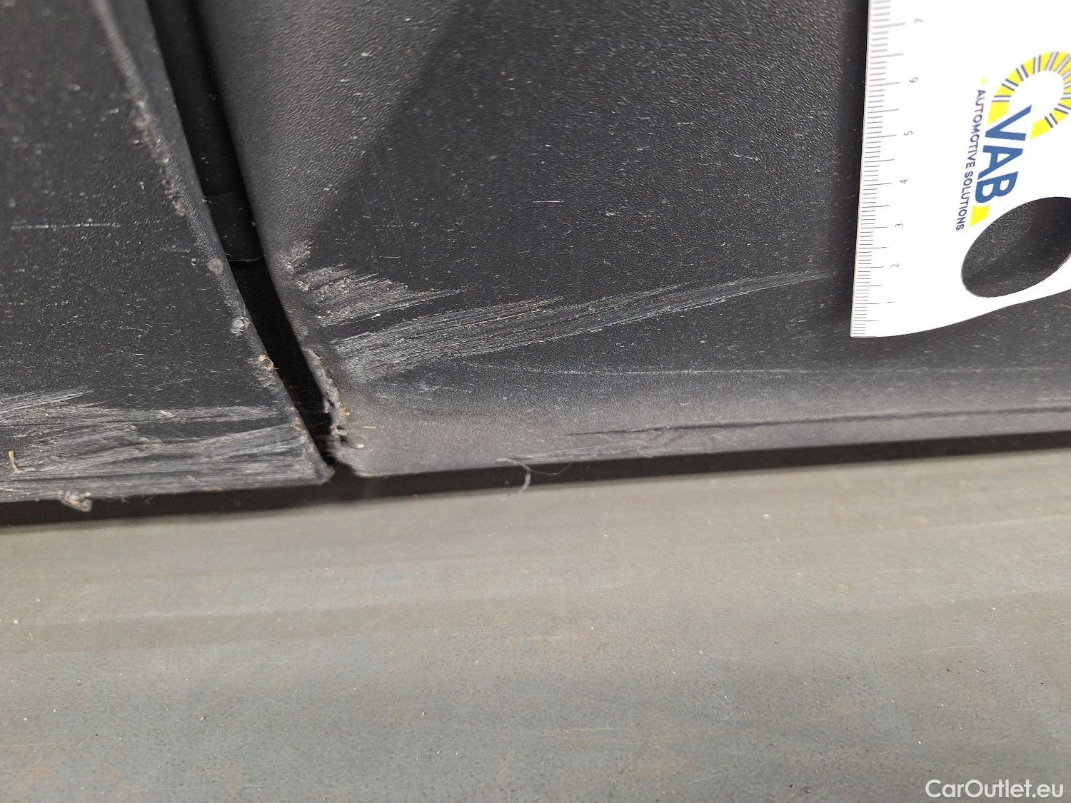  Peugeot  5008 Peugeot,  '16, Peugeot  1.5 BlueHDi 96kW S&S EAT8 GT Line 5d - NO COC #20