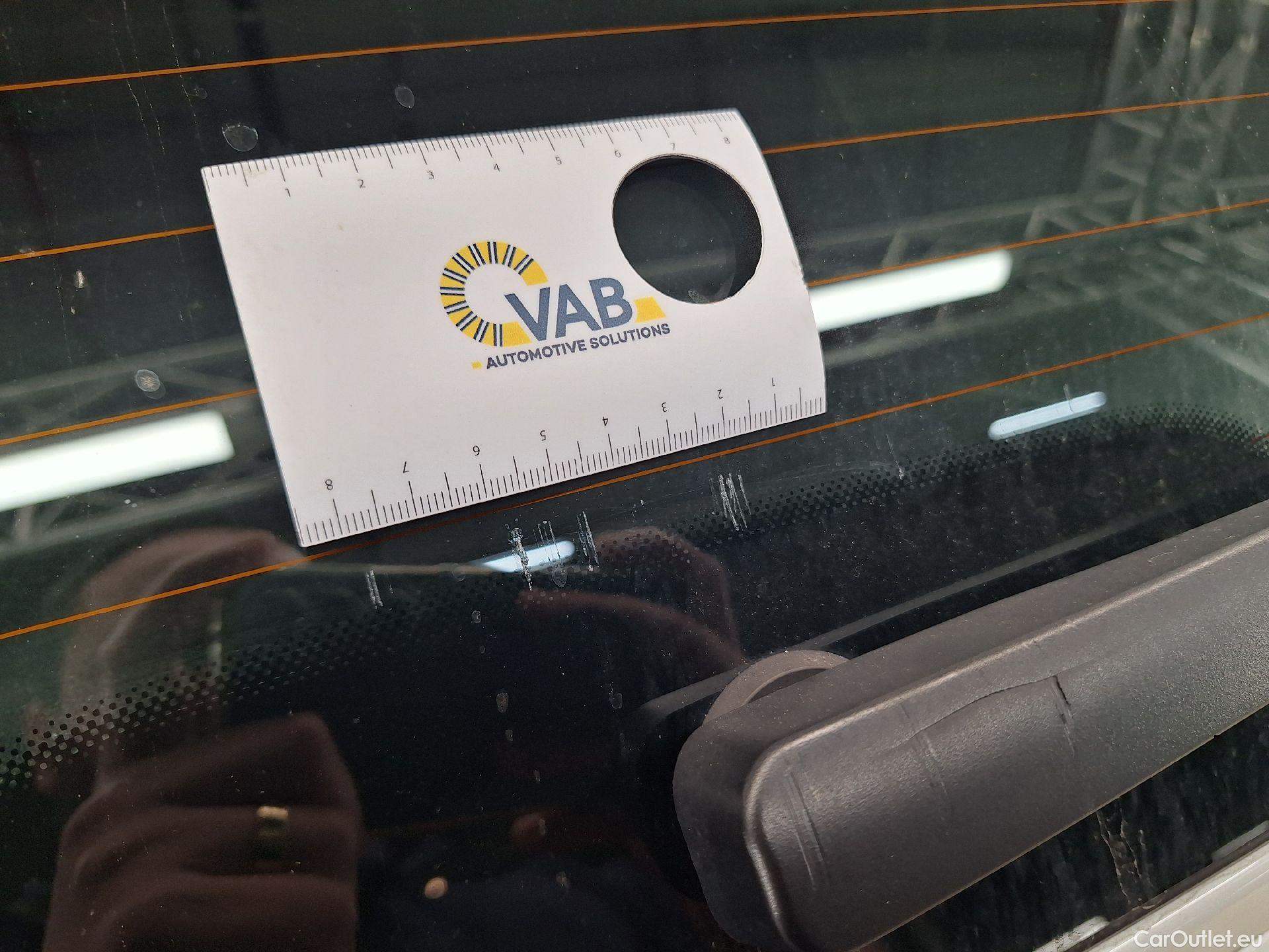  Bmw  X1 BMW,  '22, BMW  sDrive18d (100 kW) 5d #17