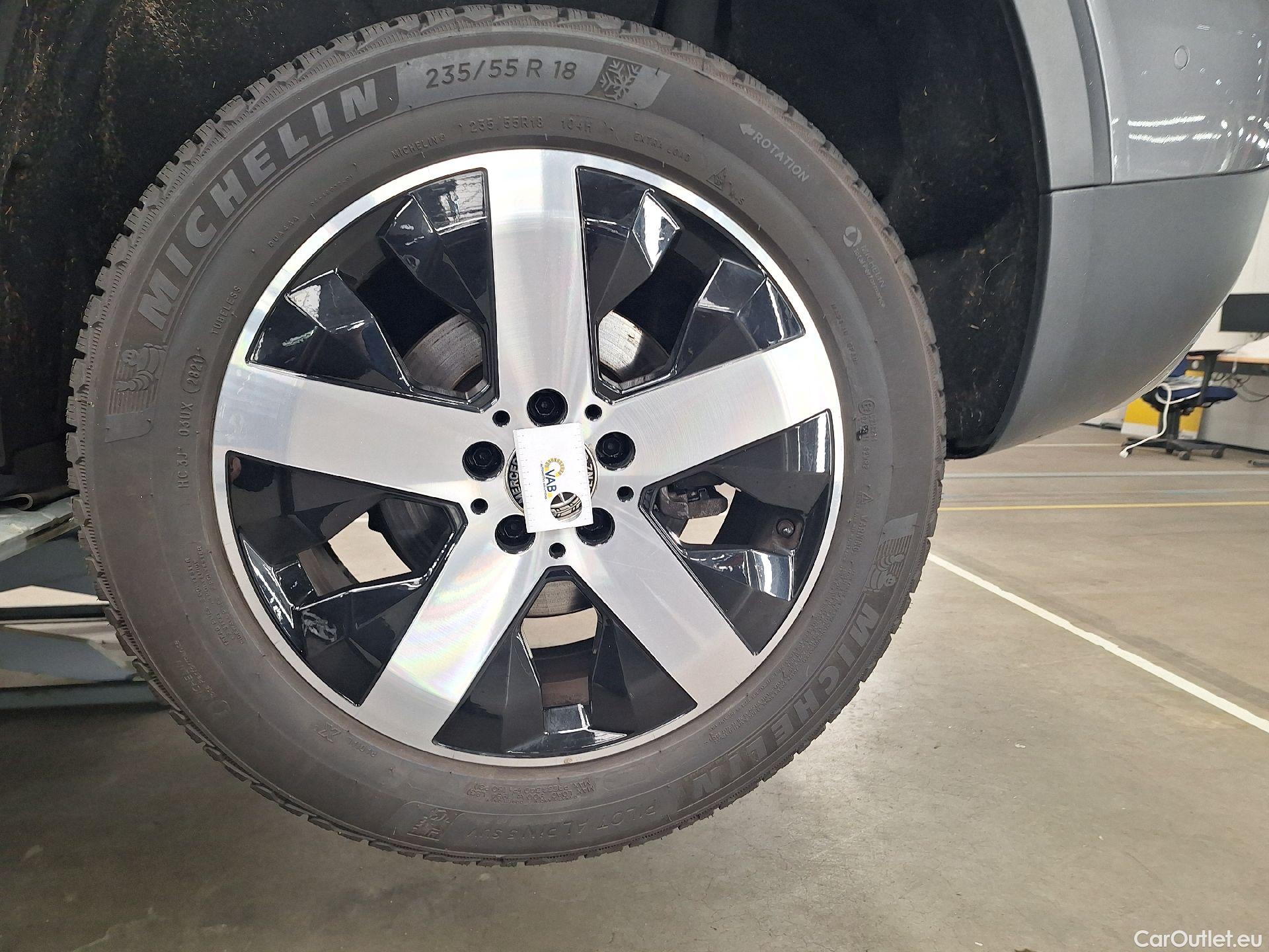  Mercedes  GLB Mercedes,  '19, Mercedes-Benz   200 d Business Solution 5d #31