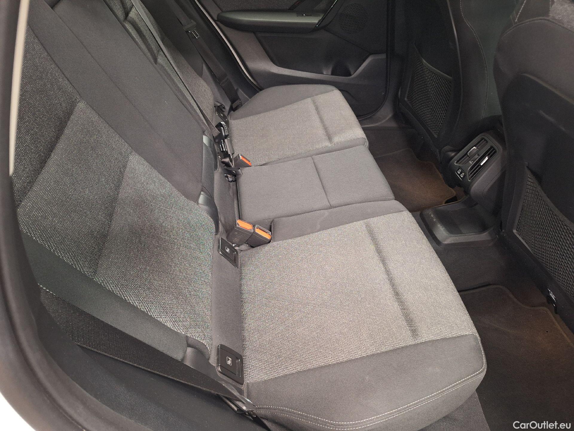  Bmw  X1 BMW,  '22, BMW  sDrive18d (100 kW) 5d #22