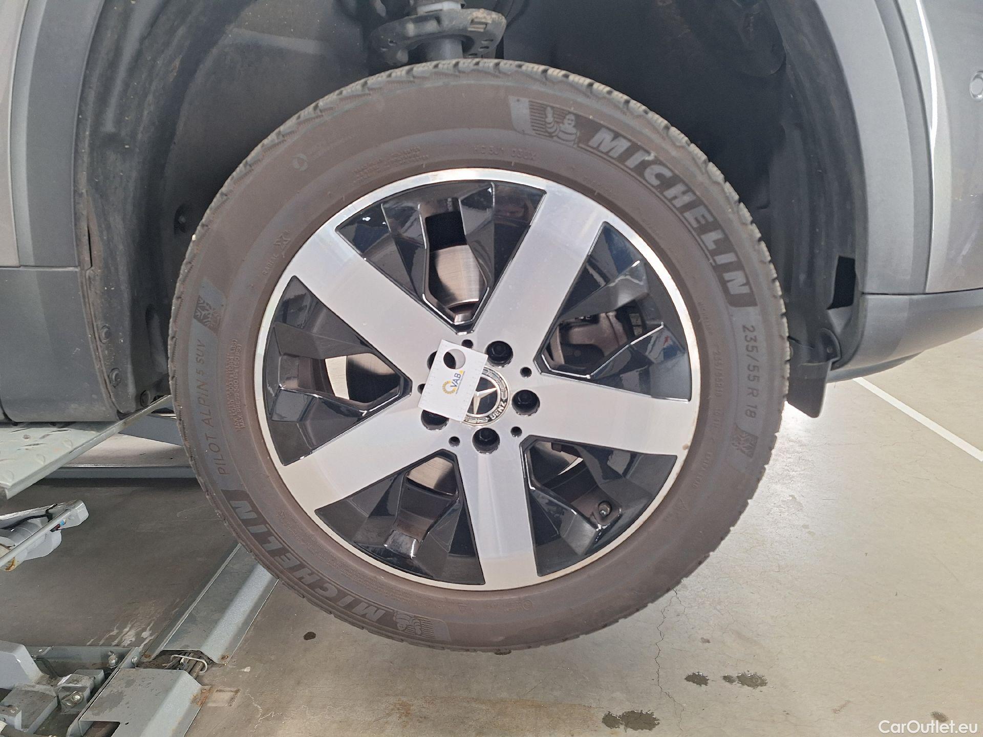  Mercedes  GLB Mercedes,  '19, Mercedes-Benz   200 d Business Solution 5d #61