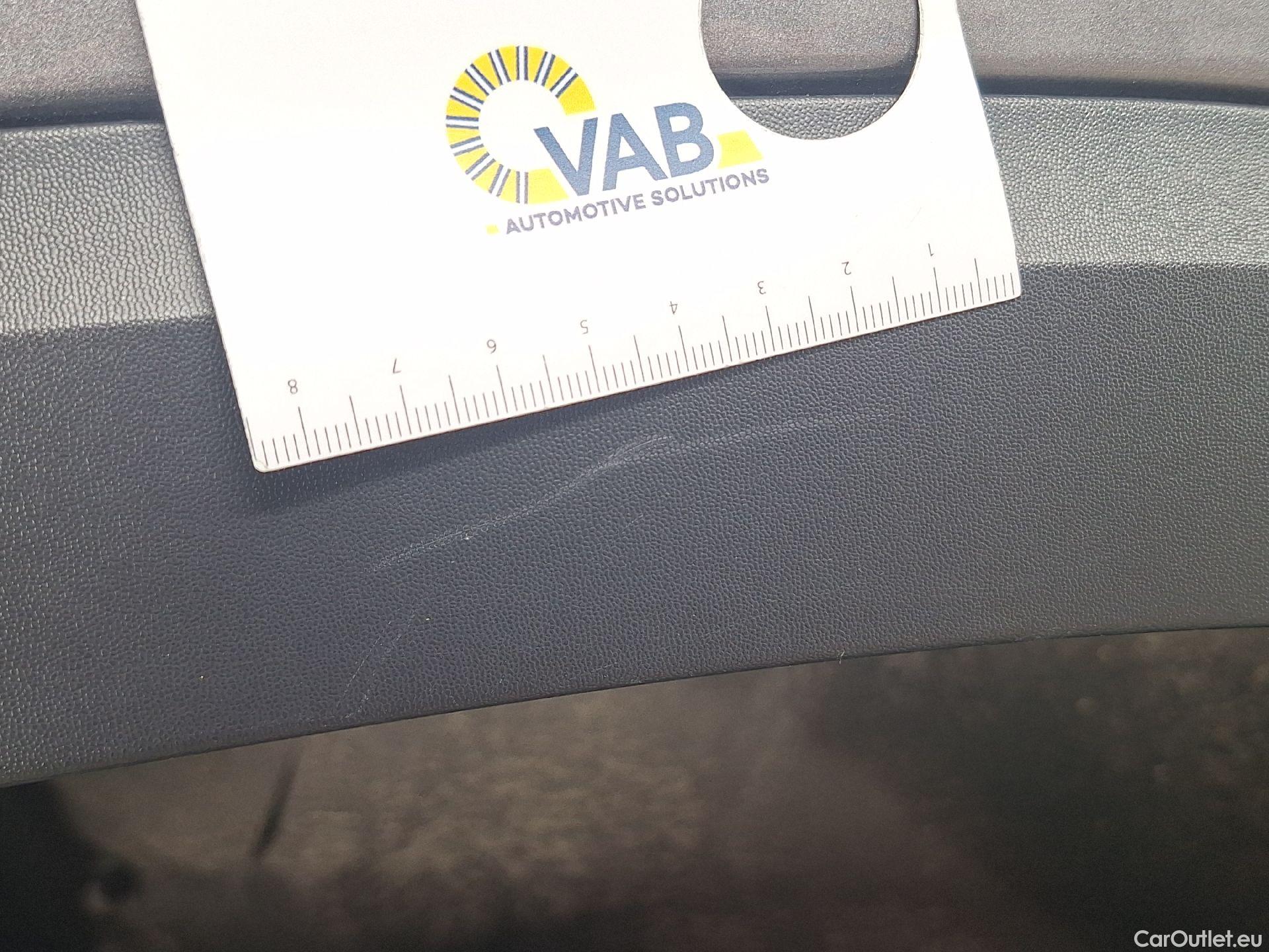  Mercedes  GLB Mercedes,  '19, Mercedes-Benz   200 d Business Solution 5d #55