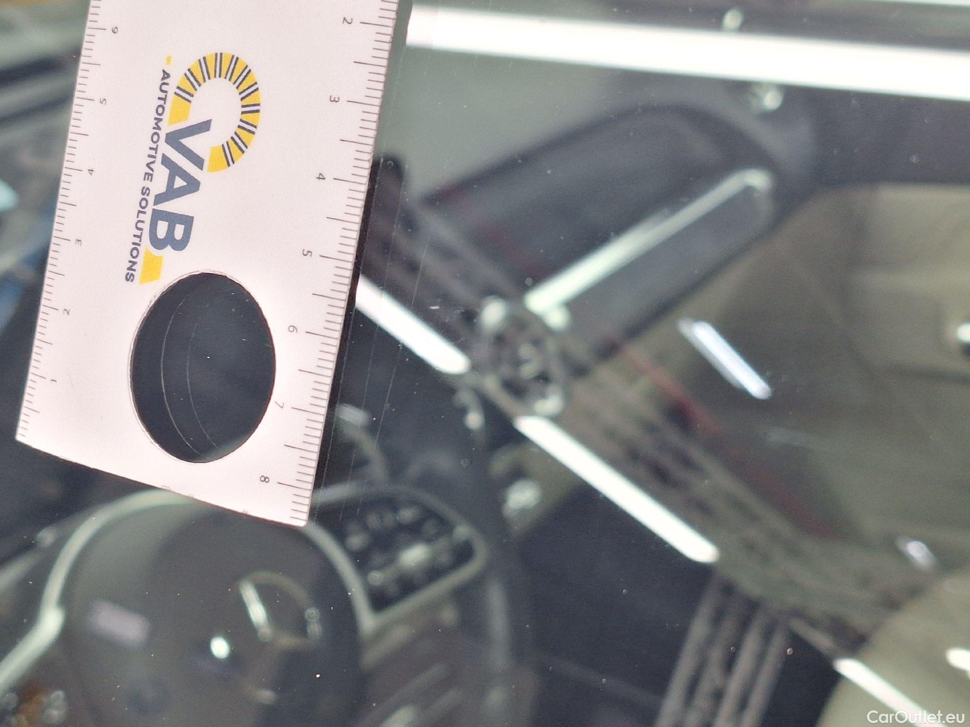  Mercedes  GLB Mercedes,  '19, Mercedes-Benz   200 d Business Solution 5d #13